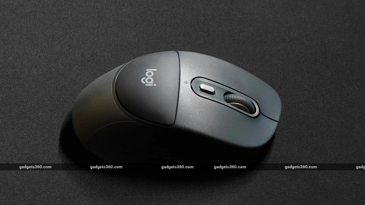 1787442197_logitech_signature_comfort_plus_main_big_gadgets_360_1784816785942.jpg