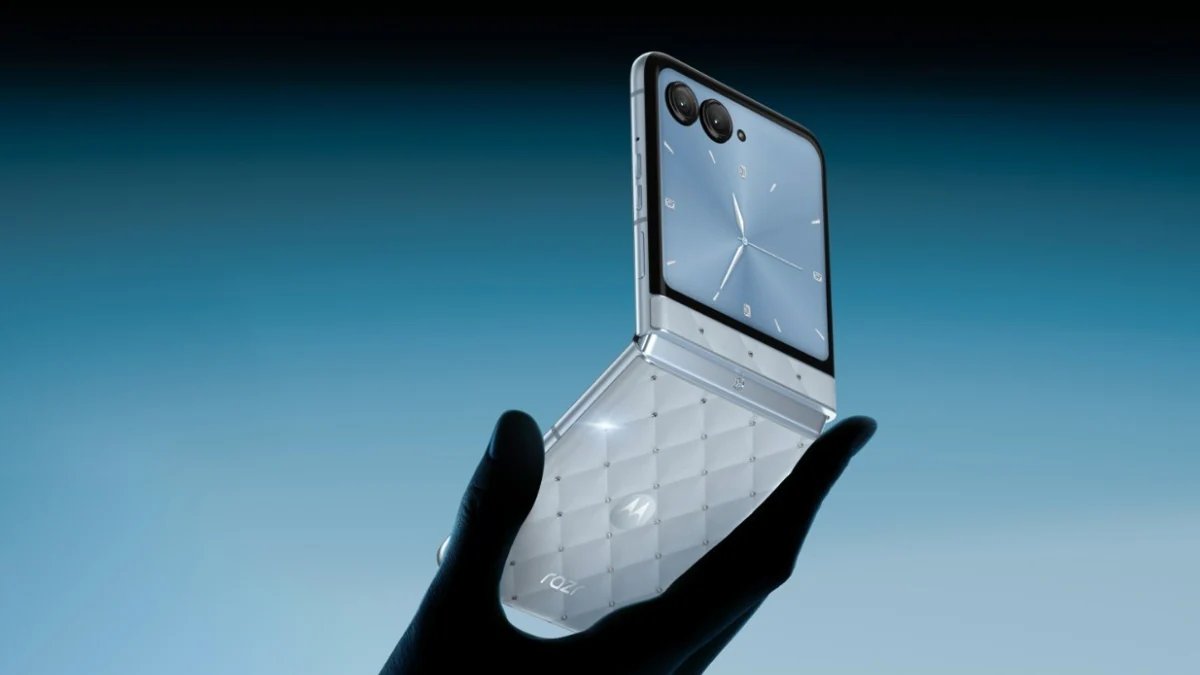 Motorola_Razr_60_Swarovski_Edition_motorola_1788160160706.jpg