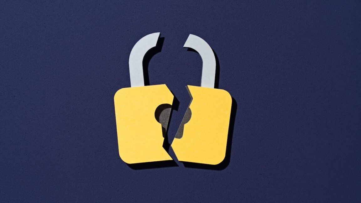 broken-encryption-lock-1152x648.jpg