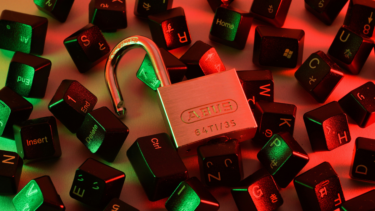 coinsbuy_suffer_8M_loss_flyd_unsplash_main_1786441609446.png