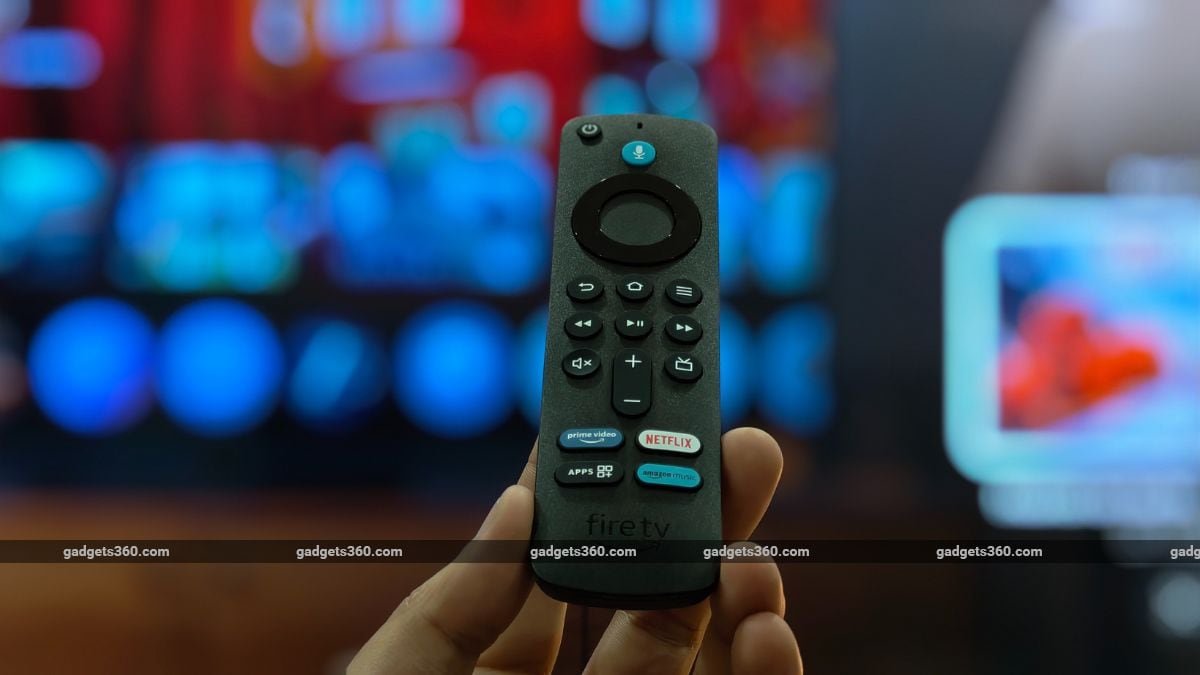 amazon_fire_tv_stick_4k_select_review_ndtv_remote_1769537405943.jpg