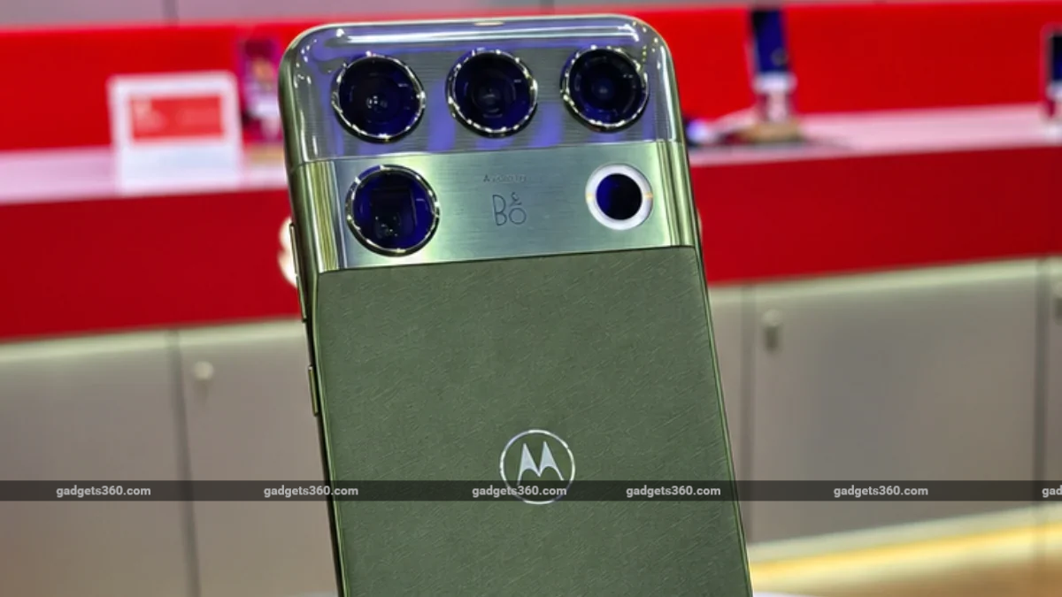 motorola_signature_27_main_1793170940529.png